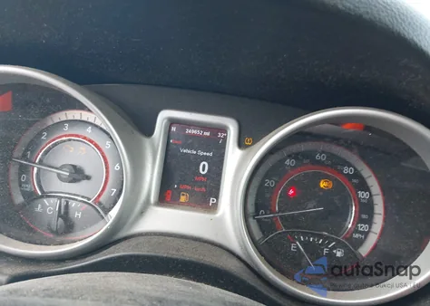 2011 Dodge Journey Mainstreet z USA, uszkodzony, nr VIN 3D4PH1FG6BT568134